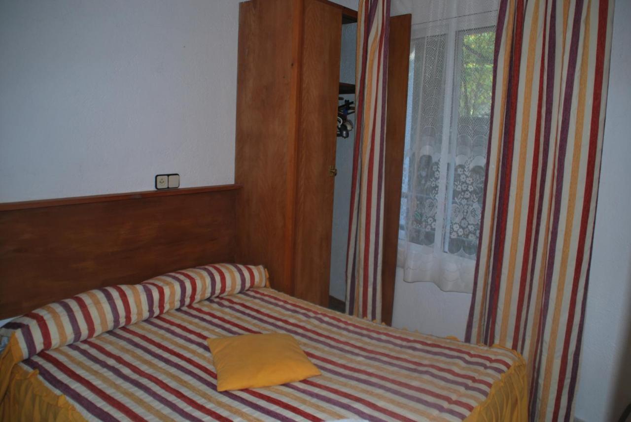 Fonda Lluna Hotel Tossa de Mar Szoba fotó