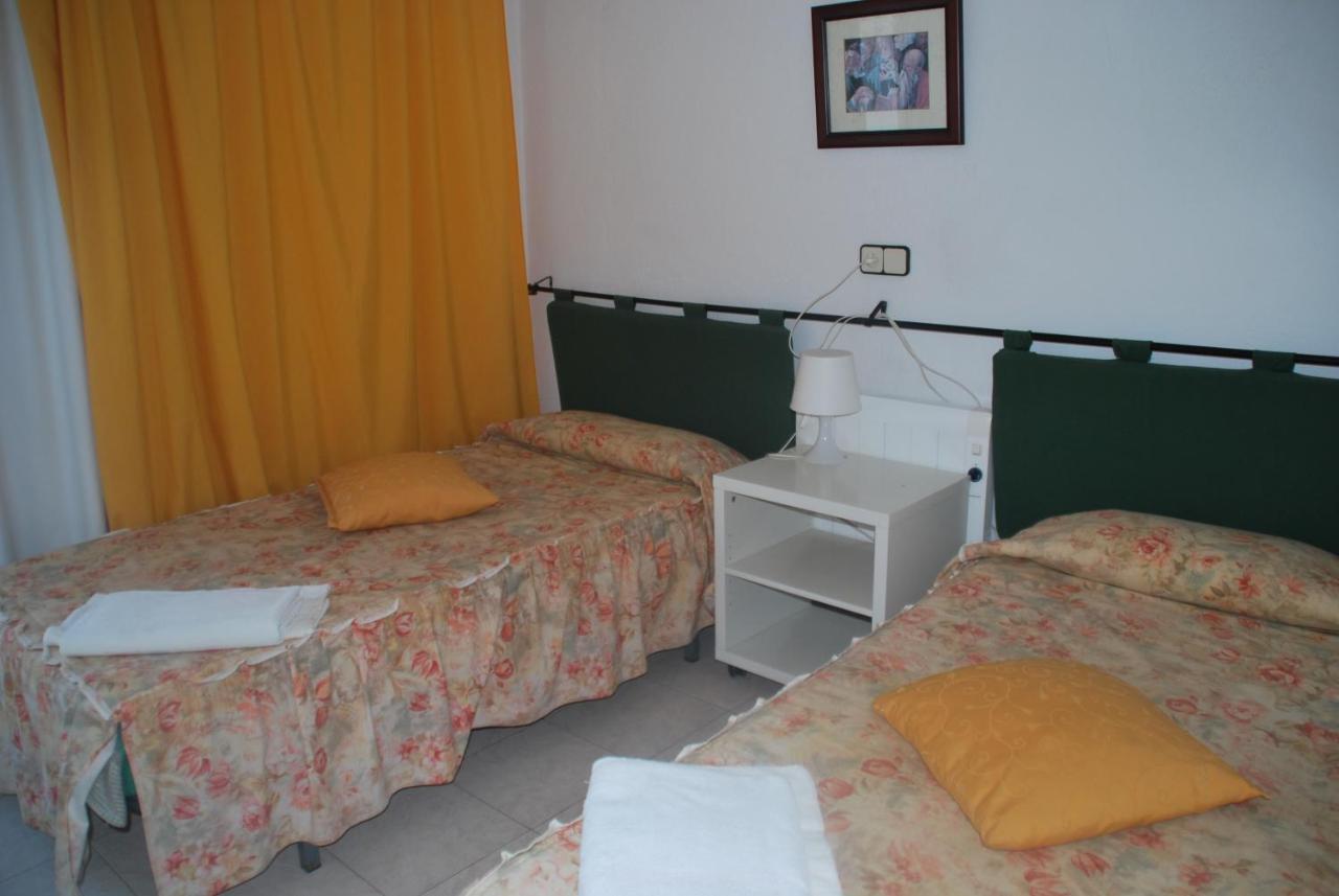 Fonda Lluna Hotel Tossa de Mar Szoba fotó